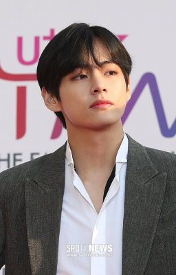 | | KIM TAEHYUNG FANFIC || Chàng cứu  tinh của em